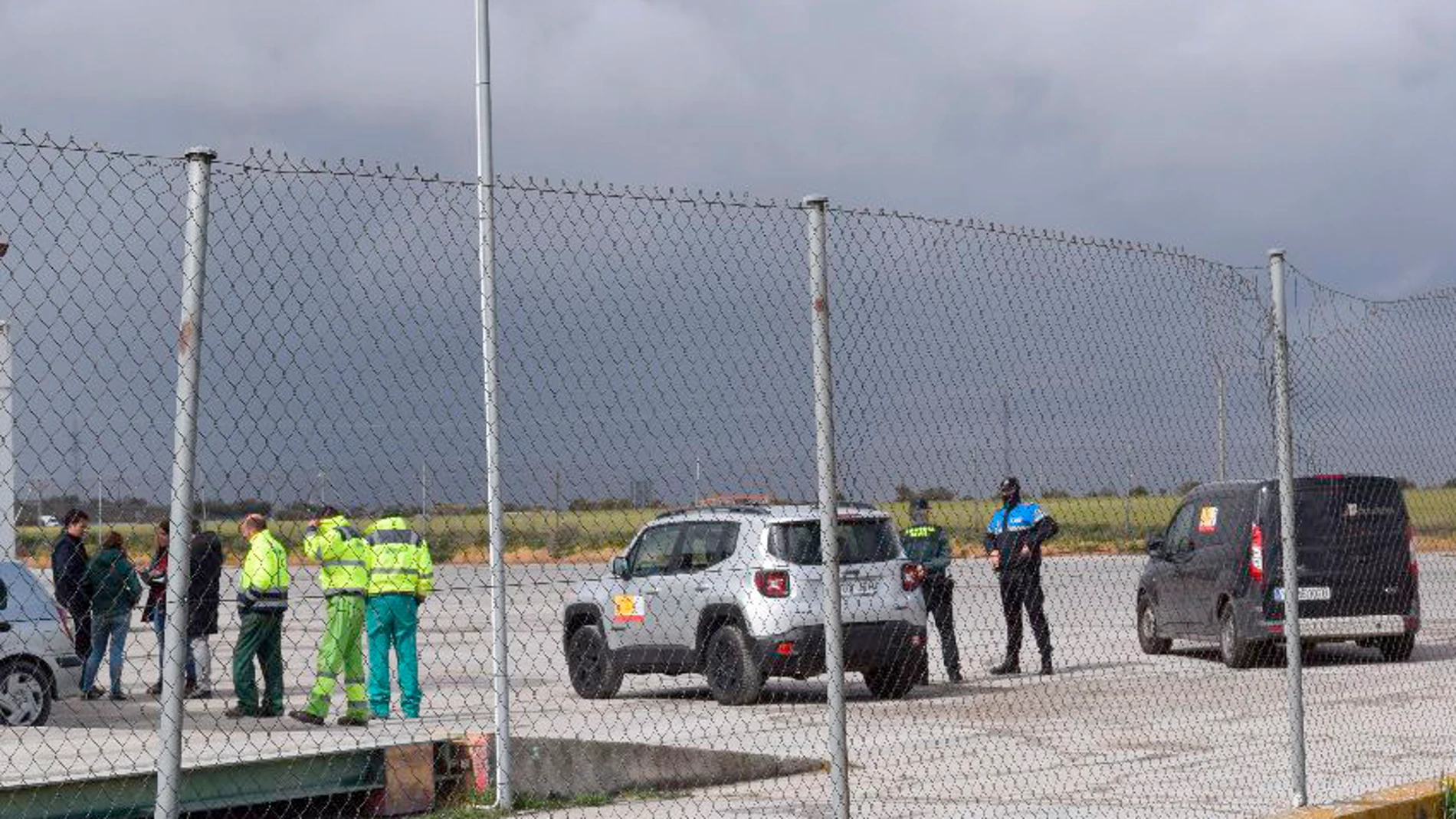 Muere un trabajador al caerle encima la góndola de un camión en Salamanca