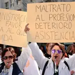 El Sindicato de Médicos de la Comunitat Valenciana (CESM CV) realiza el primero de los tres días de huelga que ha convocado para denunciar la "degradación" de la sanidad pública valenciana