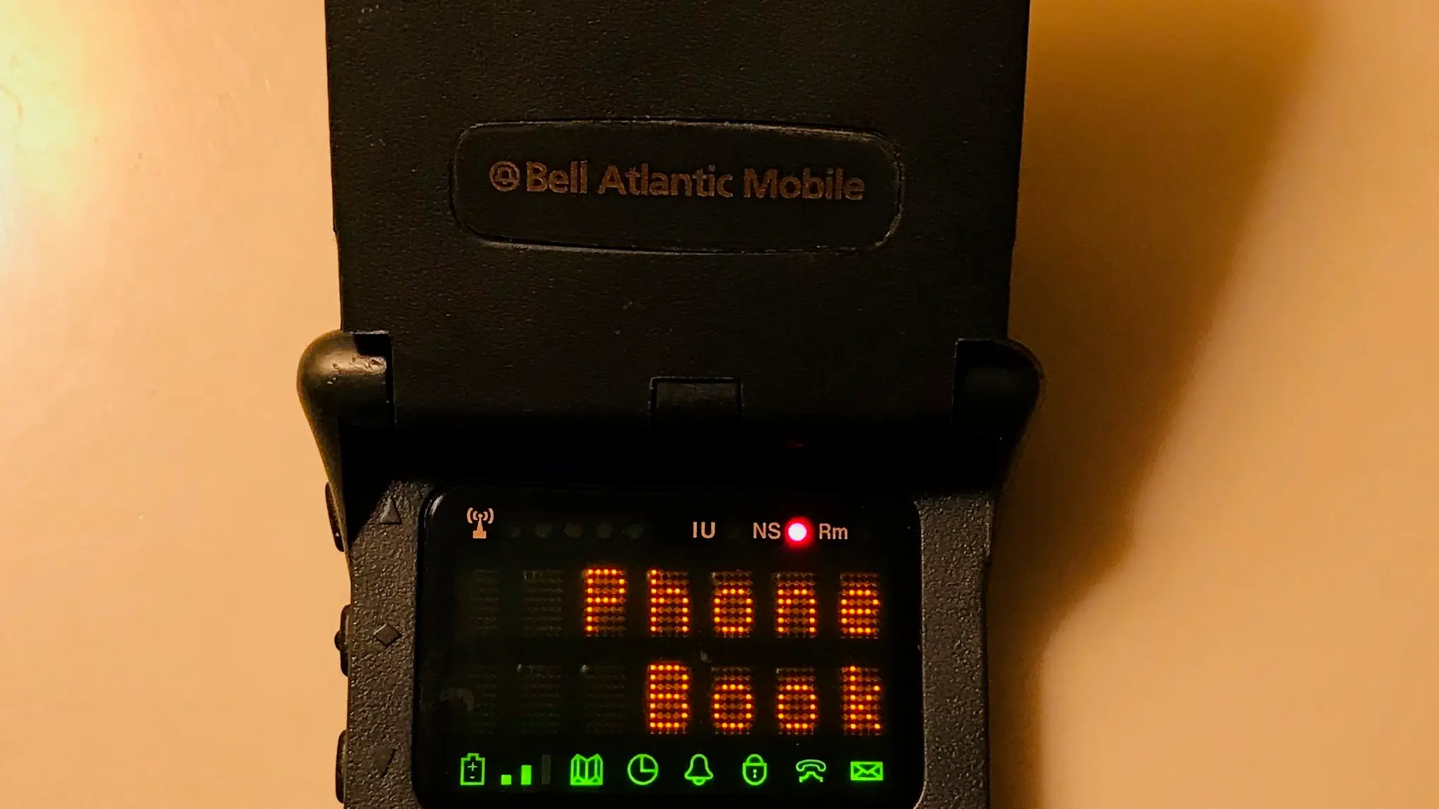 Motorola StarTAC 8500.