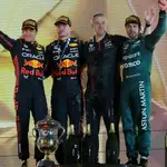 Alonso compartió con los Red Bull el podio en Baréin