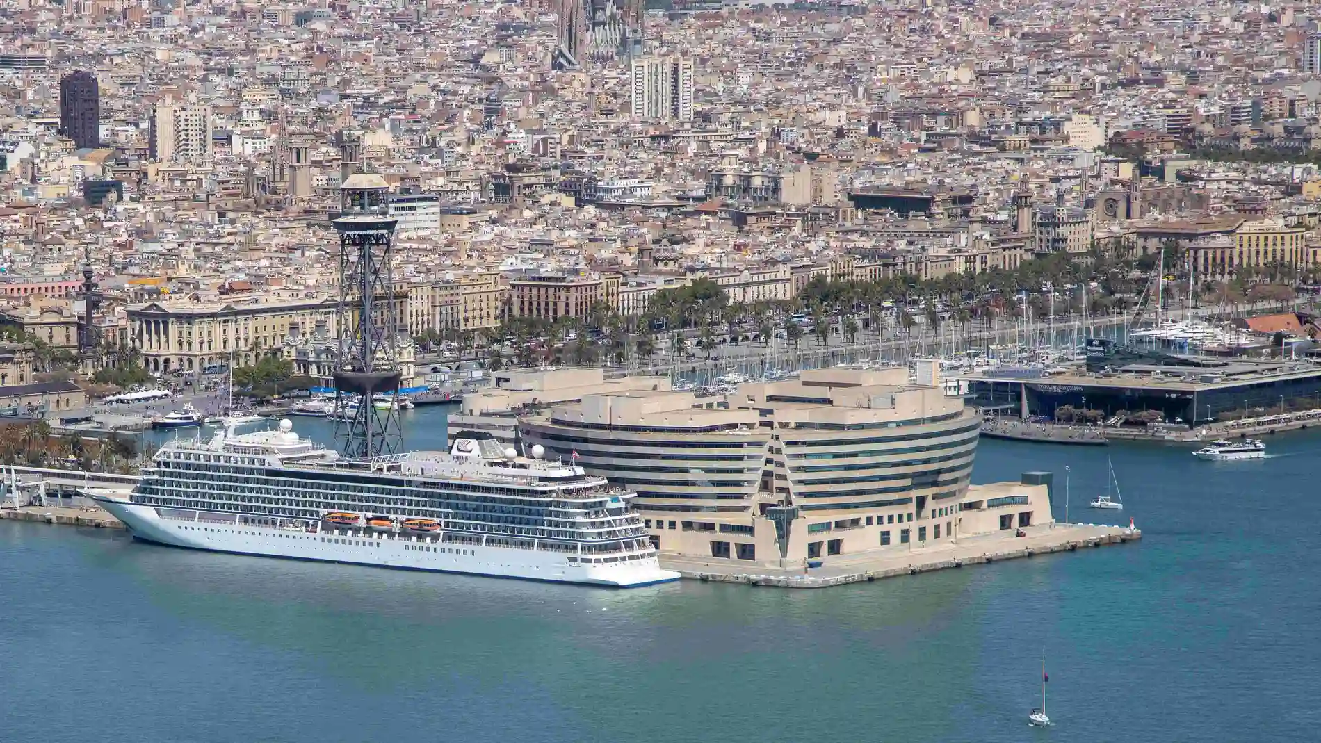 El Port de Barcelona invierte 5 millones de euros en modernizar su tecnología 