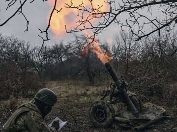 La UE apoya vaciar sus arsenales de munición para apoyar a Ucrania