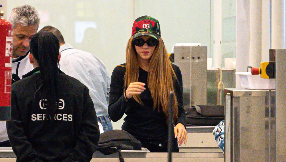Shakira en el aeropuerto