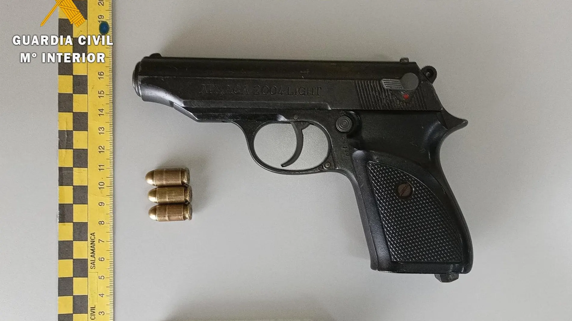 Detenido en Salamanca tras conducir de forma temeraria, borracho y drogado, agredir a un guardia civil y portar un arma
