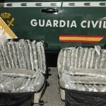 Detenido por viajar en autobús con dos maletas con más de 34 kilos de marihuana