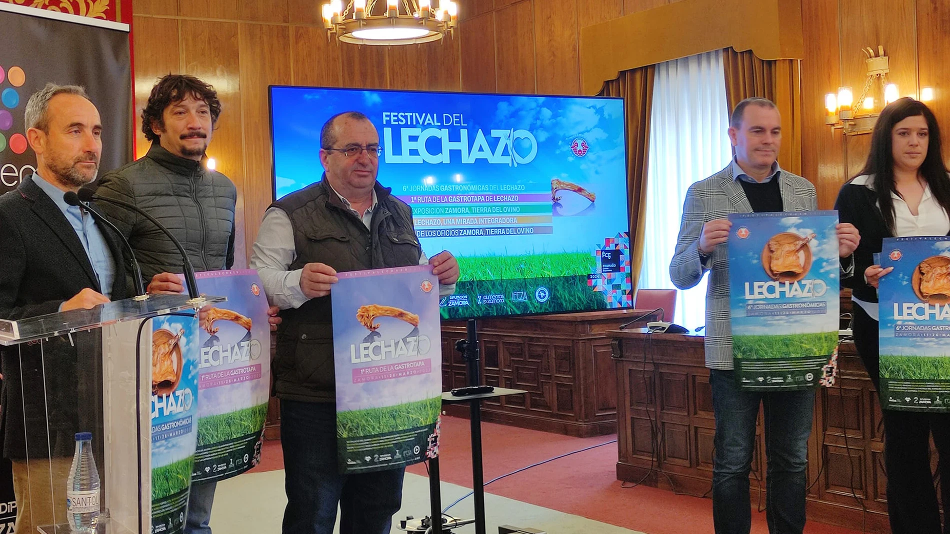 El presidente de la Diputación de Zamora, Francisco José Requejo, presenta el Festival del Lechazo