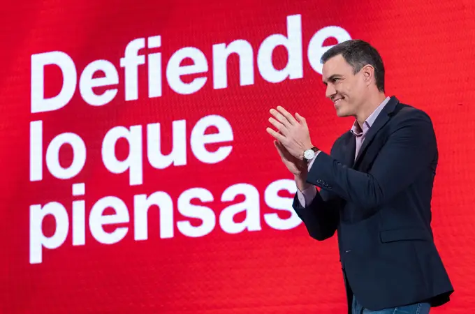 Sánchez aprovecha las diferencias con Podemos para centrar su posición
