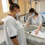 La abuela y la madre en el hospital
