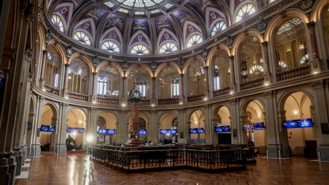 Economía/Bolsa.-(AMP) La banca cae entre hasta un 10% tras la intervención del SVB y arrastra al Ibex 35, que cede un 4%