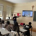 La UCAV celebra con los alumnos del Colegio Diocesano “Asunción de Nuestra Señora” el día de la ciencia y la investigación en la escuela