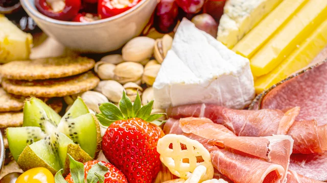 Los BFR son productos químicos que pueden filtrarse en el aire, el agua, el suelo, los alimentos y los piensos