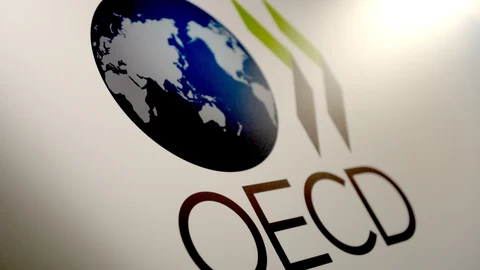 Economía.- La tasa de paro de la OCDE se mantiene en el 4,9 por ciento en enero por séptimo mes consecutivo