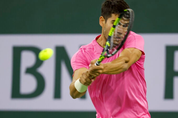 Tenis/Indian Wells.- Alcaraz se hace 'centenario' ante el neerlandés Griekspoor y pasa a octavos de Indian Wells