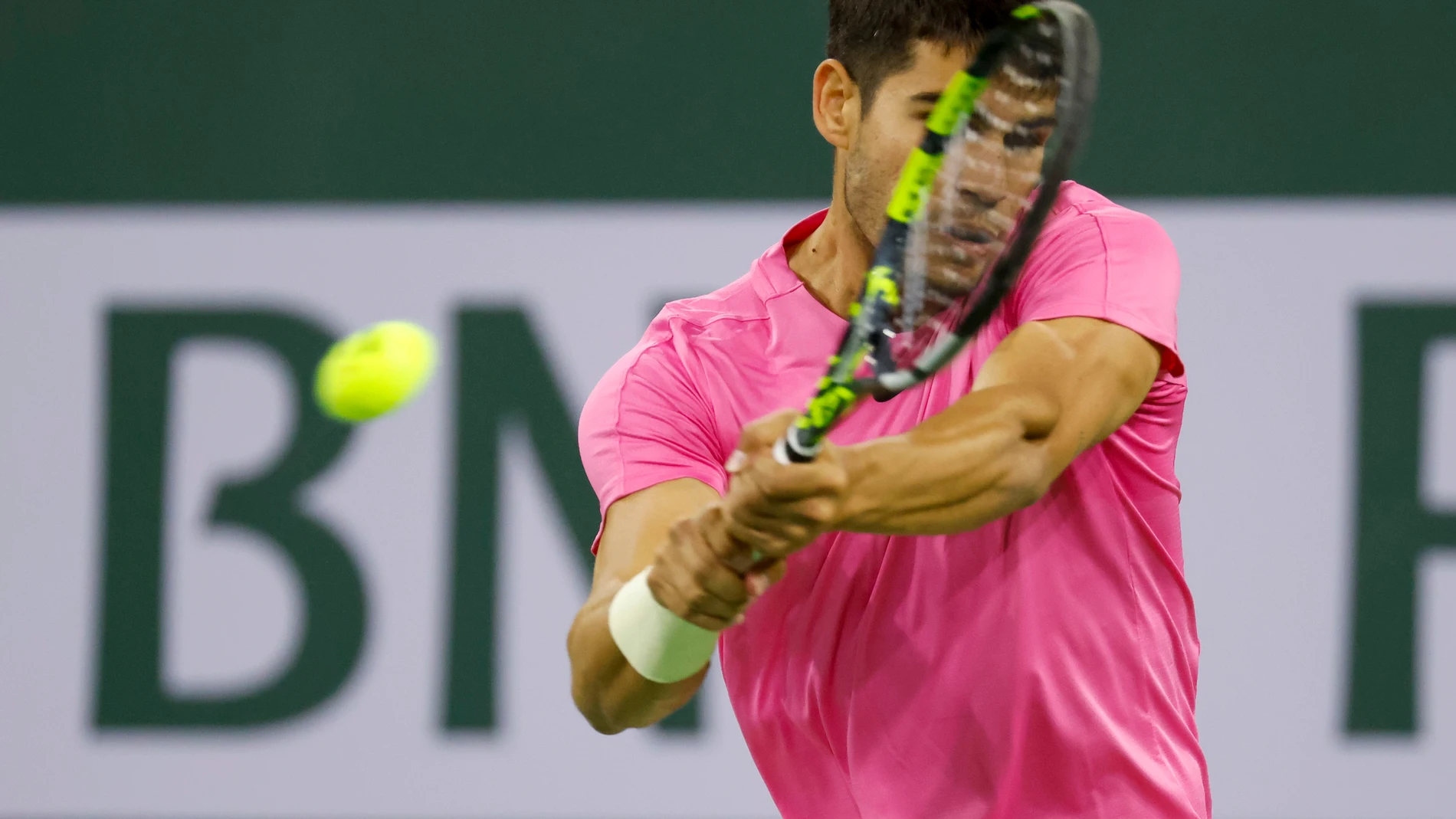 Tenis/Indian Wells.- Alcaraz se hace 'centenario' ante el neerlandés Griekspoor y pasa a octavos de Indian Wells
