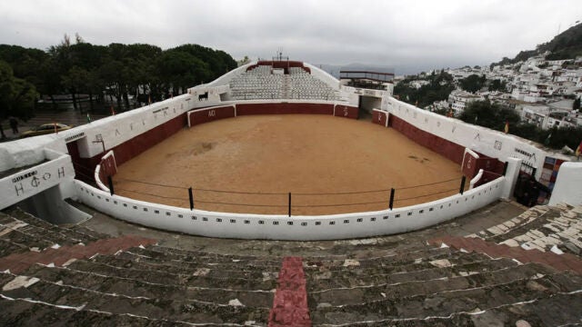 ¿Cuál es la plaza de toros más pequeña de España?