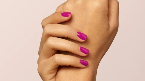 Manicura 2023: cómo llevar las uñas cortas y naturales con estos 3 colores
