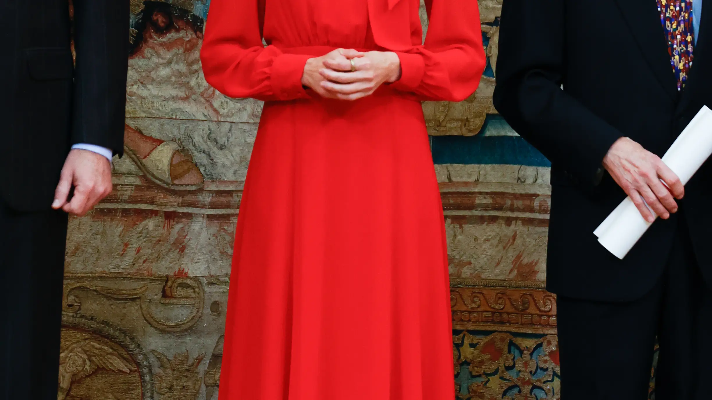 El todo al rojo de la Reina Letizia.