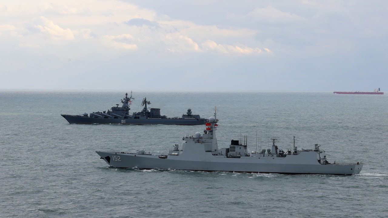 La Armada china envía su destructor Nanning a las maniobras navales con Irán y Rusia en el Golfo de Omán