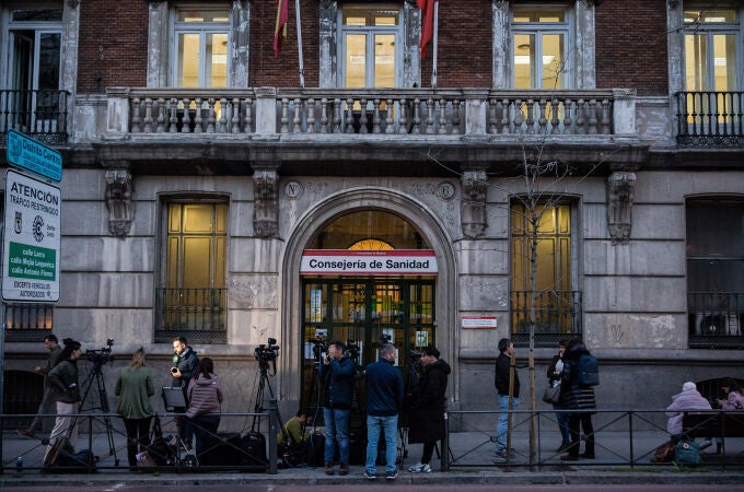Este es el acuerdo que acaba con la huelga de médicos en Madrid: más tiempo por paciente y un plus salarial de hasta 950 euros