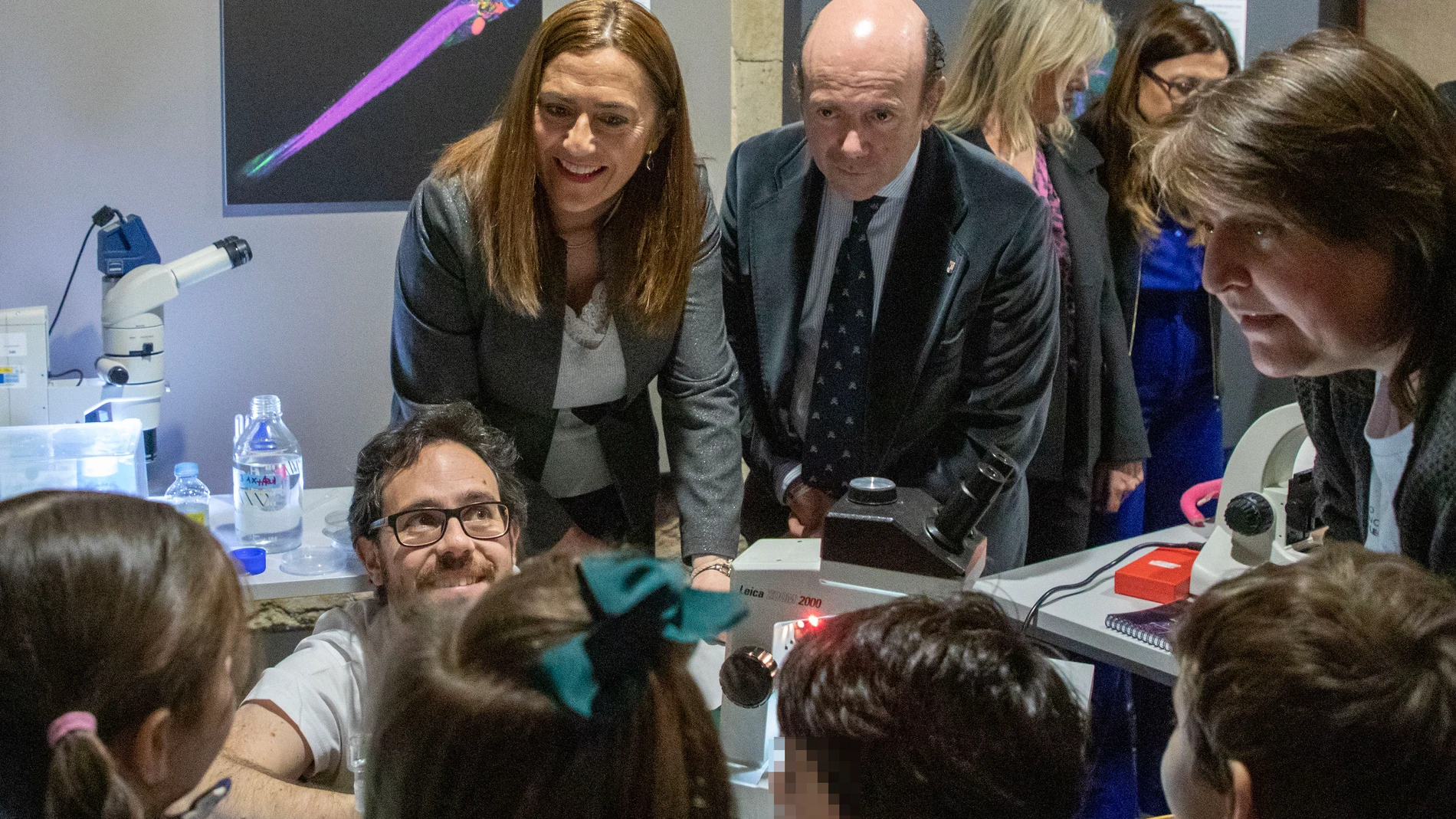 La delegada Virginia Barcones y el viceconsejero Jesús García-Cruces clausuran la Semana del Cerebro del Incyl