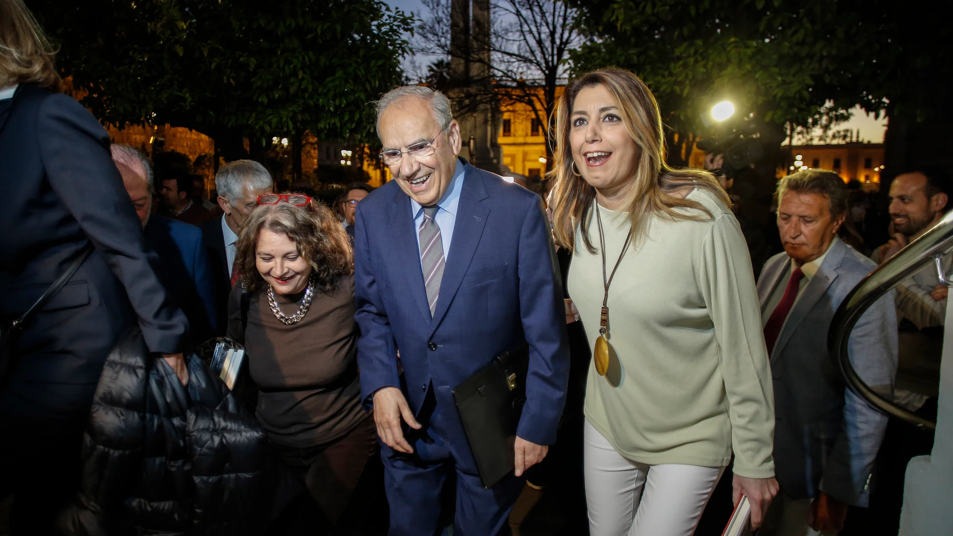 Alfonso Guerra y Susana Díaz visitarán el lunes El Saucejo