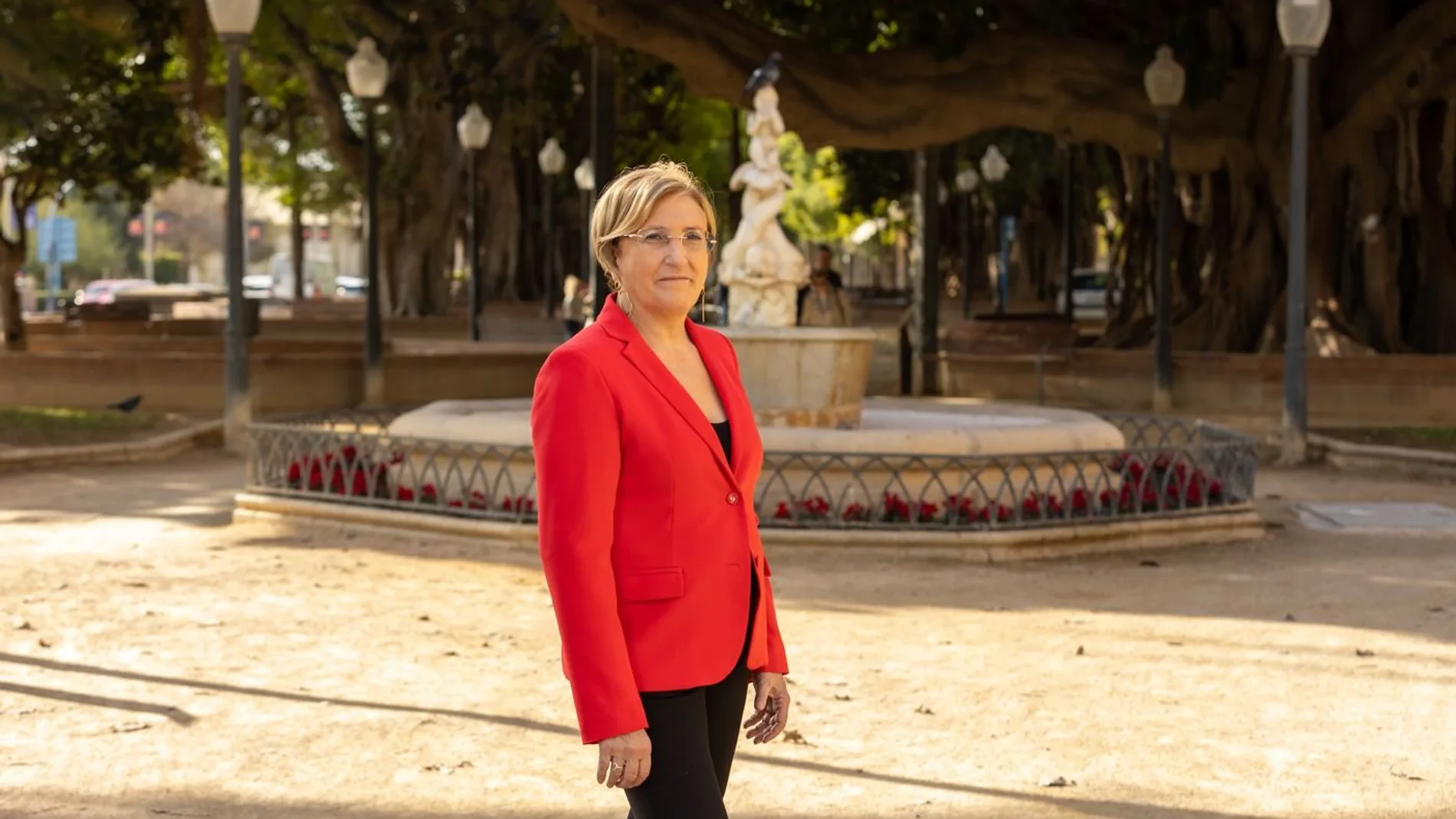 La exconsellera de Sanidad, Ana Barceló, es la candidata del PSPV a la Alcaldía de Alicante
