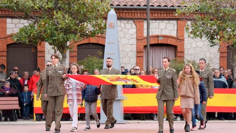 'Homenaje a la bandera' organizado por el Ayuntamiento de Pedrajas de San Esteban (Valladolid) y la Cuarta Subinspección General del Ejército y Comandancia Militar de Valladolid