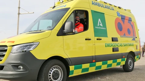 Un ambulancia del 061