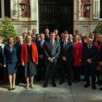 Alberto Núñez Feijóo se reúne con embajadores de la Unión Europea en la embajada de Suecia en Madrid coincidiendo con el debate de la moción de censura