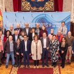 Ángeles Armisén junto con los representantes del tercer sector palentino