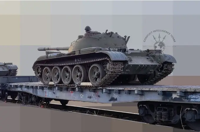 ¿De la hibernación a la humillación? Rusia saca de sus almacenes los tanques soviéticos T-54 y T-55, con más de 70 años