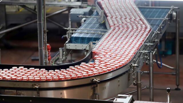 Coca-Cola reduce el uso de agua en sus procesos industriales casi un 20 por ciento en los últimos 12 años