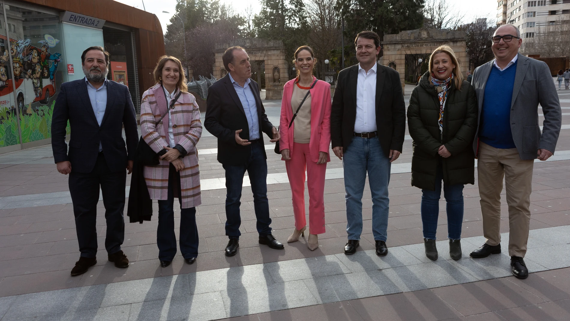 Fernández Mañueco presenta a la candidata a la alcaldía de Soria, Belén Izquierdo, junto a Benito Serrano y Rocío Lucas, entre otros