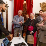 El consejero de Cultura, Turismo y Deporte, Gonzalo Santonja, junto al obispo de Segovia, Don César Franco, participa en el acto de reapertura del Palacio Episcopal