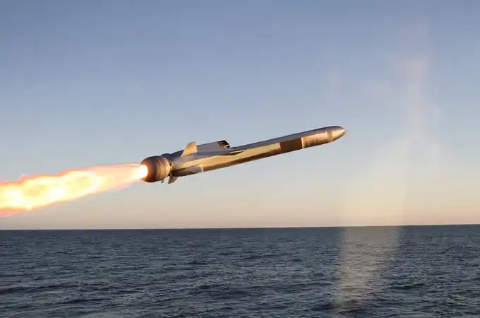 Los submarinos S-80 podrían atacar objetivos en tierra con los misiles NSM, tras renunciar a los Tomahawk de largo alcance
