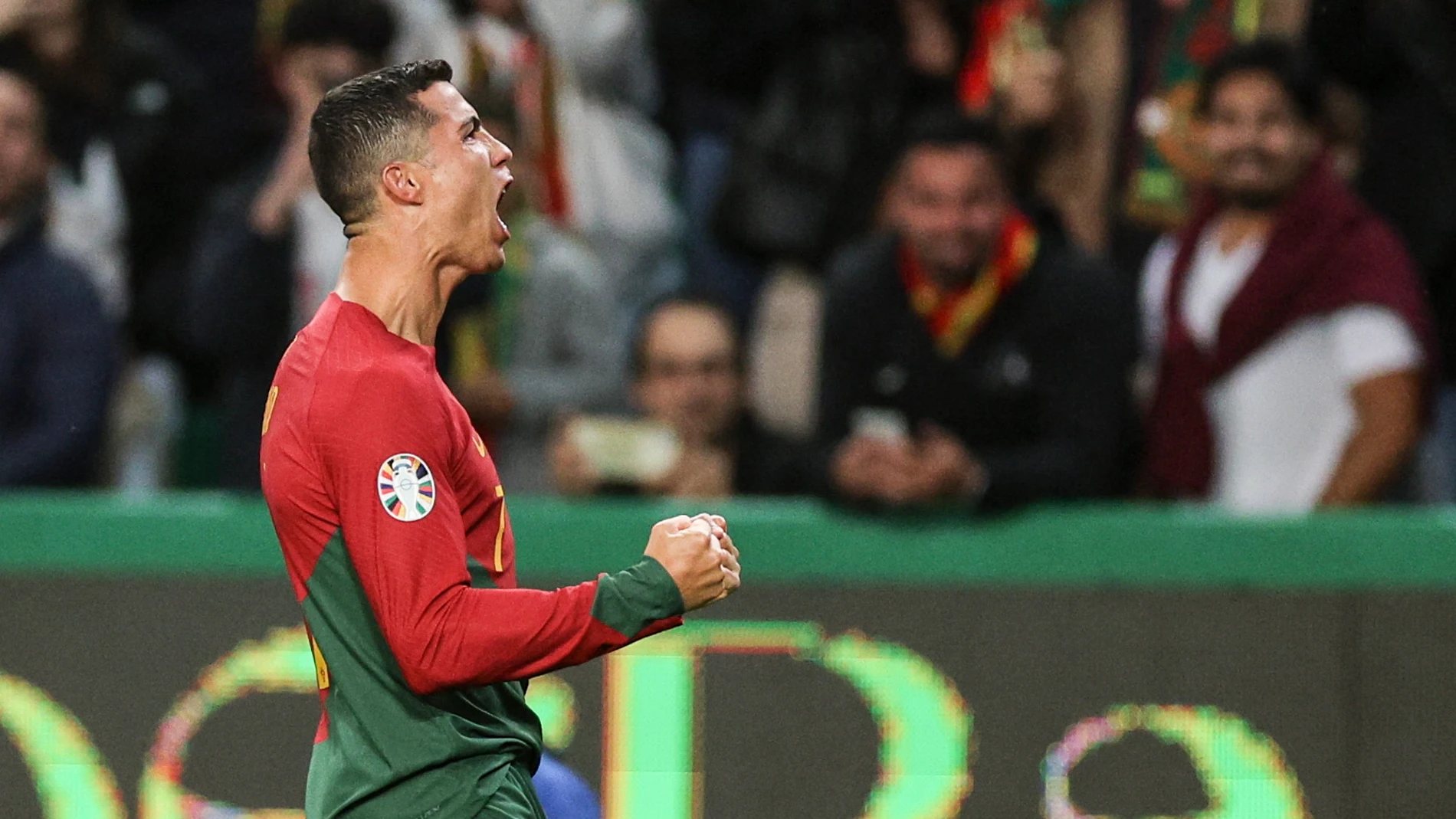 Lisbon (Portugal), 23/03/2023.- Portugal's Cristiano Ronaldo celebrates after scoring a goal during the UEFA EURO 2024 qualification match between Portugal and Liechtenstein, in Lisbon, Portugal, 23 March 2023. (Lisboa) EFE/EPA/MIGUEL A. LOPES 