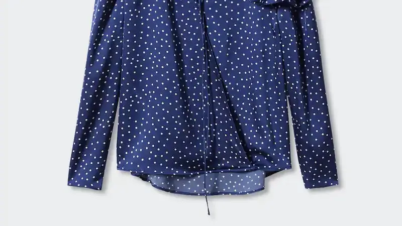Blusa de Mango.