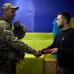 Ucrania.- Zelenski visita el frente ucraniano en Zaporiyia, confiado en la "victoria" frente a Rusia
