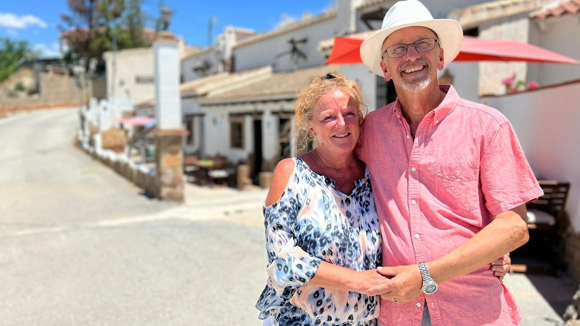 Julie y Steve Ward son los propietarios de Cuevas de paz en la provincia de Granada