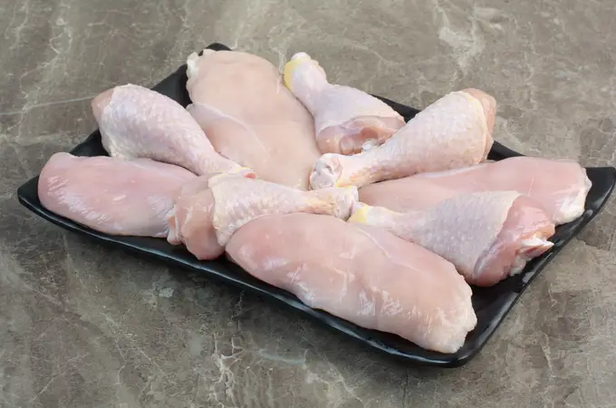 La trampa del pollo de supermercado: relacionan su consumo con la aparición de infecciones