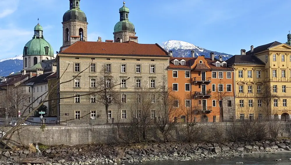 Innsbruck nos ofrece una atractiva arquitectura histórica