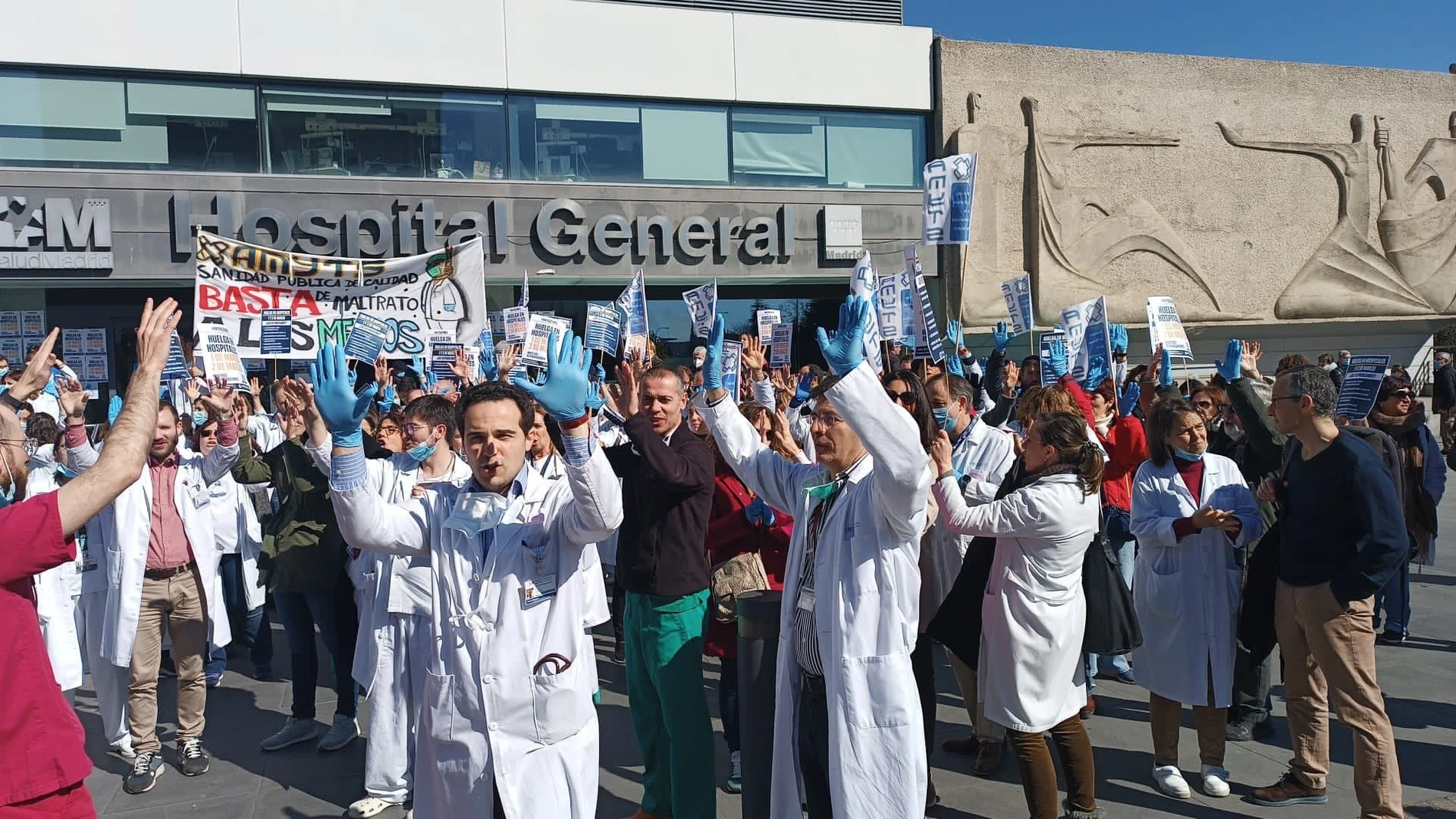 MADRID.-Sanidad y comité de huelga de Hospitalaria se reúnen mañana para seguir avanzando y con cuatro días de huelga convocados