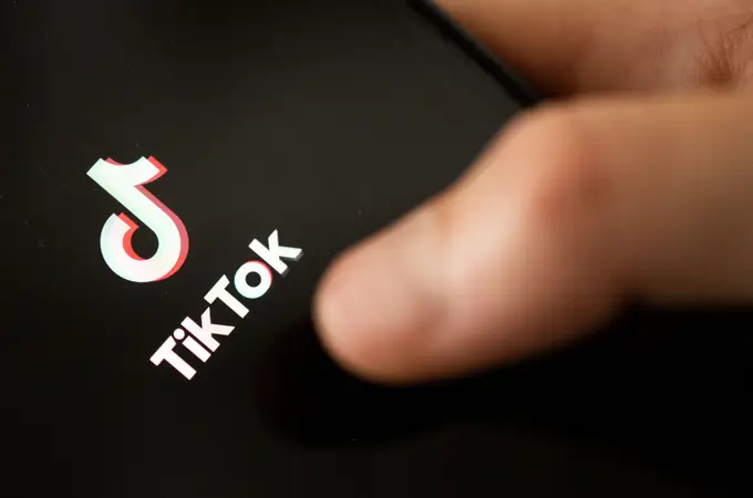 Los menores dedican 94 minutos al día a TikTok