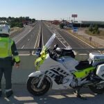 Investigado por conducir a 211 kilómetros por hora en una vía limitada a 120 en La Roda (Albacete)