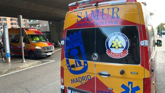 Una ambulancia del servicio de Emergencias