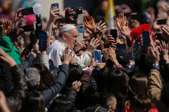 La geopolítica Bergoglio: «Aceleremos la paz»