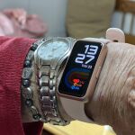 Reloj inteligente para cuidar a los mayores