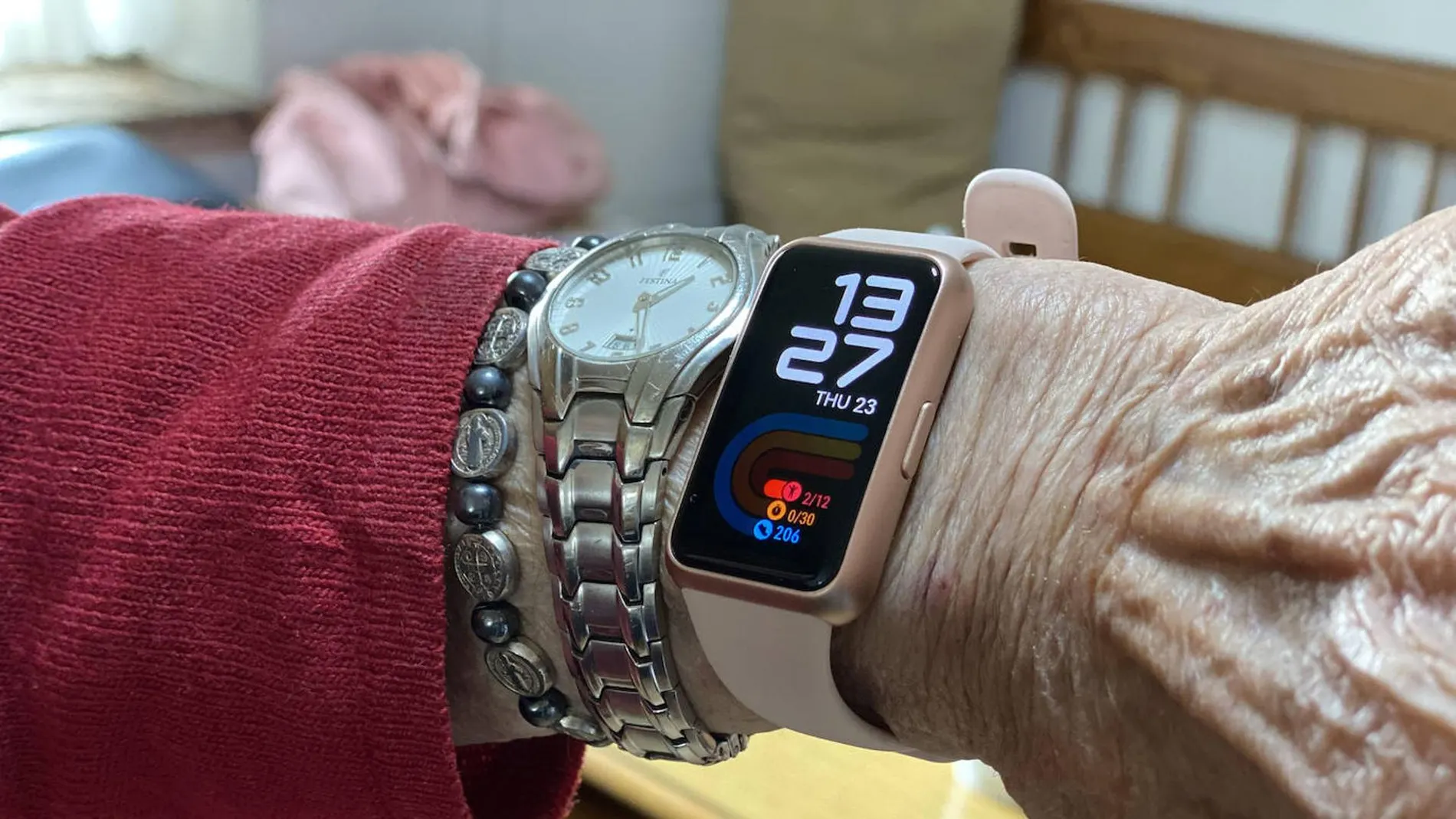 Reloj inteligente para cuidar a los mayores