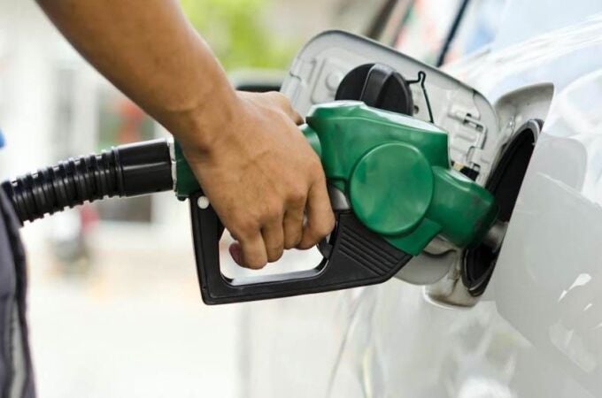 Economía/Energía.- El diésel baja esta semana un 0,65%, mientras la gasolina sube un 0,61%
