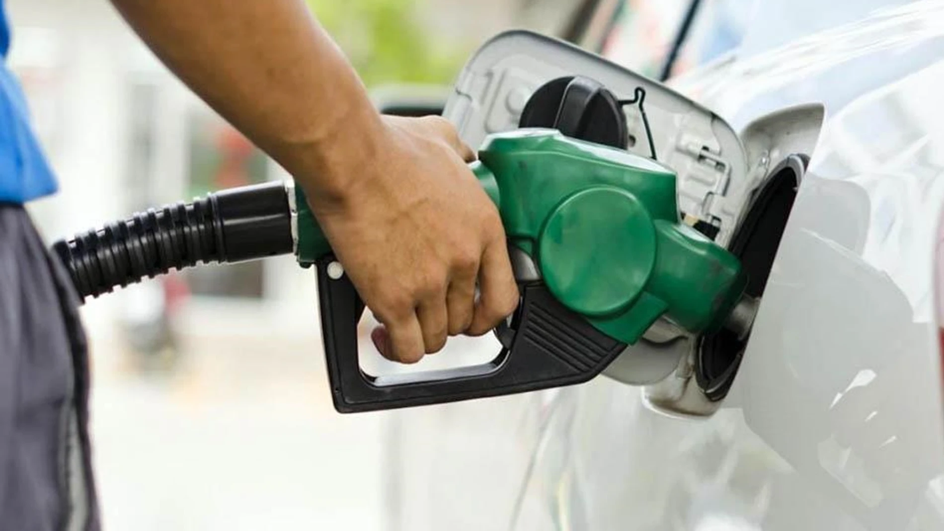 Economía/Energía.- El diésel baja esta semana un 0,65%, mientras la gasolina sube un 0,61%